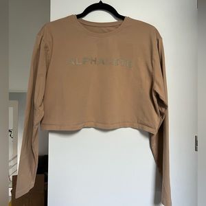 Alphalete Core long sleeve crop - Size M